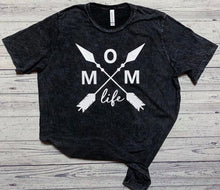 Load image into Gallery viewer, Mom life