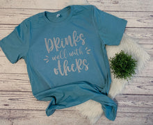 Load image into Gallery viewer, Drinks well