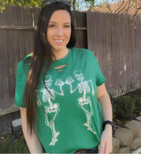 Load image into Gallery viewer, Drinking St patty Skellies
